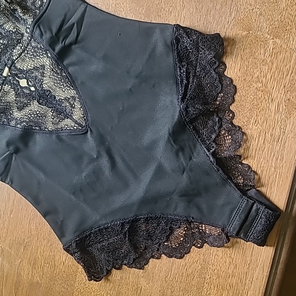 TDIFFUN Lace Bodysuit 😍 - Picture 10 of 15